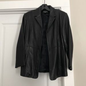 ⭐️HP⭐️ 100% Leather Jacket - EUC!